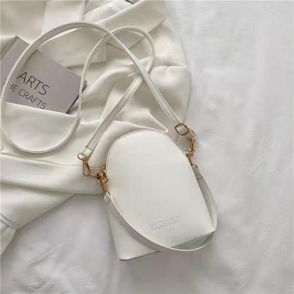 evening bags shell shape shoulder for women solid color cross-body underarm 2021 autumn design pu zipper all-match messenger
evening bags shell shape shoulder for women solid color cross-body underarm 2021 autumn design pu zipper all-match messenger
