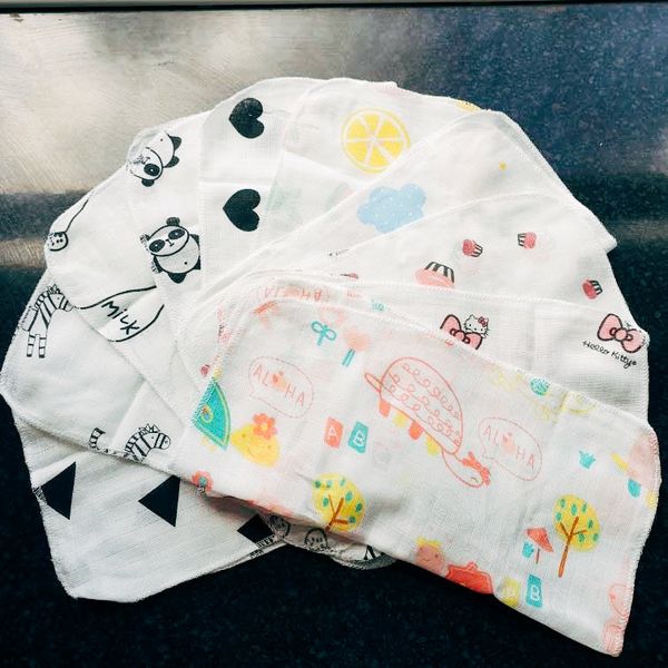 cotton square double-layer gauze small handkerchief baby saliva feeding towel 28cm, Blue;white
cotton square double-layer gauze small handkerchief baby saliva feeding towel 28cm, Blue;white