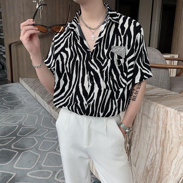 men's casual shirts summer short-sleeved shirt slim fashion retro men streetwear korean pocket striped mens dress, White;black
men's casual shirts summer short-sleeved shirt slim fashion retro men streetwear korean pocket striped mens dress, White;black