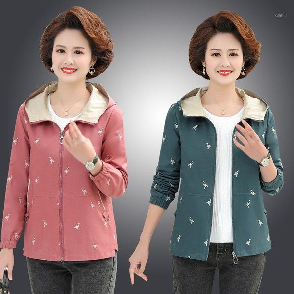 women's jackets 2021 spring autumn women jacket fashion hooded embroidery short outwear loose coat female windbreaker, Black;brown
women's jackets 2021 spring autumn women jacket fashion hooded embroidery short outwear loose coat female windbreaker, Black;brown