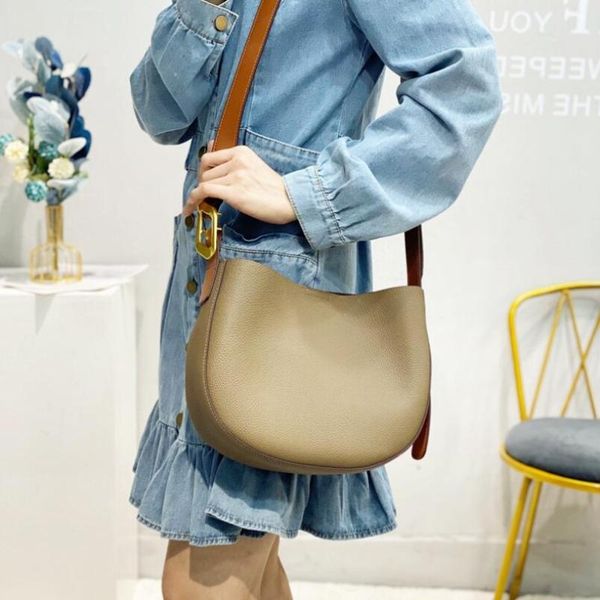 evening bags 100% real leather tote shoulder bag women soft genuine cow handbags designer brand female elegant crossbody saddle
evening bags 100% real leather tote shoulder bag women soft genuine cow handbags designer brand female elegant crossbody saddle