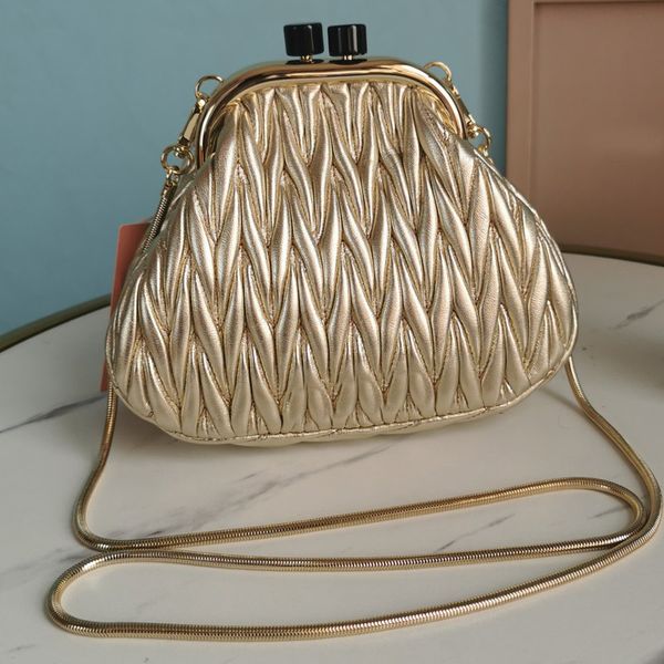 handbag crossbody bag chian shoulder messenger bags fashion sheepskin pleated embossed embossed pattern real leather clutch purse
handbag crossbody bag chian shoulder messenger bags fashion sheepskin pleated embossed embossed pattern real leather clutch purse