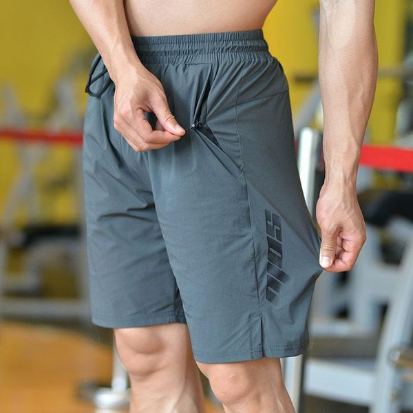 running shorts men training 2021 quick dry summer breathable fitness gym sport zipper pocket jogger, Black;blue
running shorts men training 2021 quick dry summer breathable fitness gym sport zipper pocket jogger, Black;blue