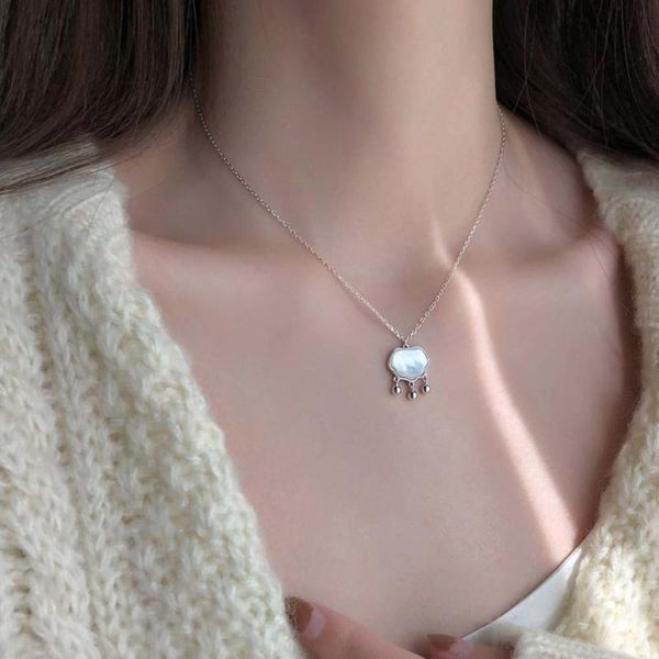 female tassel necklace fritillary long life lock temperament clavicle chain korean simple personality pendant choker necklace, Silver
female tassel necklace fritillary long life lock temperament clavicle chain korean simple personality pendant choker necklace, Silver