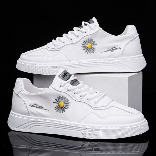 new canvas shoes breathable shoes comfortable casual sports outdoor sneakers cloth skateboarding shoes chaussure homme for men, Black;white
new canvas shoes breathable shoes comfortable casual sports outdoor sneakers cloth skateboarding shoes chaussure homme for men, Black;white