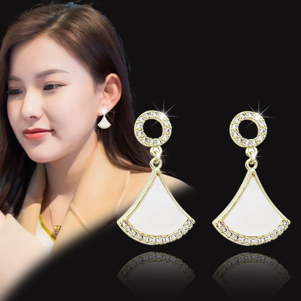 korean ins style s925 silver needle earrings small fashion sense light luxury fan-shaped shell temperament female, Golden
korean ins style s925 silver needle earrings small fashion sense light luxury fan-shaped shell temperament female, Golden