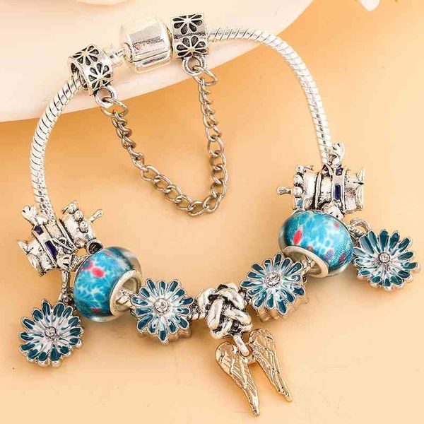 pan jia's new mix and match exquisite lady's bracelet diy alloy large hole hollow bead silver plated jewelry bracelet, Black
pan jia's new mix and match exquisite lady's bracelet diy alloy large hole hollow bead silver plated jewelry bracelet, Black