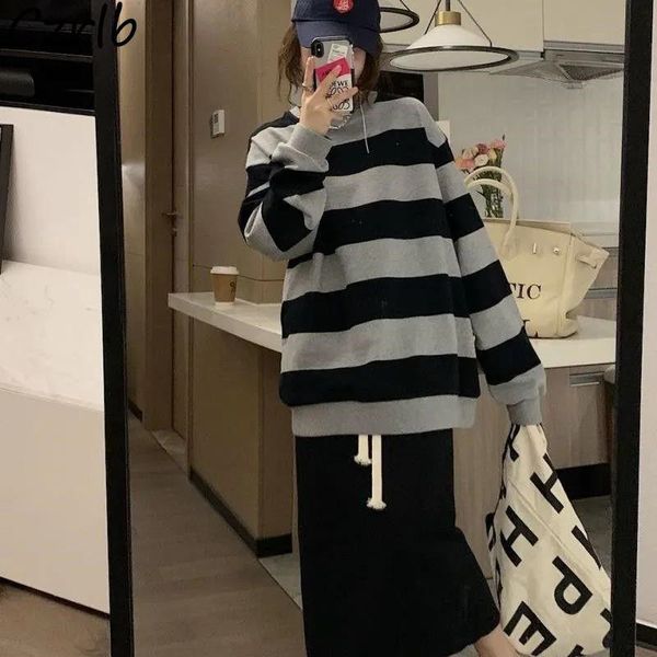 women's hoodies & sweatshirts women vintage casual design striped o-neck all-match long sleeve teens classic est autumn female clothes, Black
women's hoodies & sweatshirts women vintage casual design striped o-neck all-match long sleeve teens classic est autumn female clothes, Black