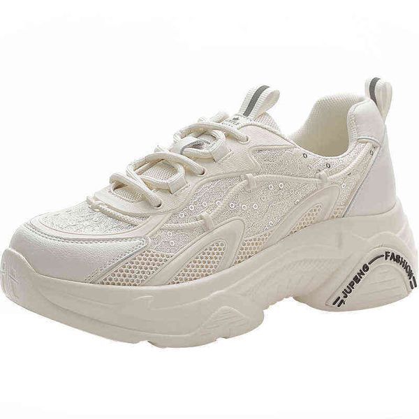 large women's sho 41-43 feet wide casual and versatile leather sneakers 2021 autumn daddy 679
large women's sho 41-43 feet wide casual and versatile leather sneakers 2021 autumn daddy 679