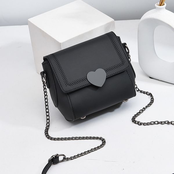 fashion exquisite shopping bag retro casual women totes shoulder bags female leather solid color chain handbag for women 2020 c4
fashion exquisite shopping bag retro casual women totes shoulder bags female leather solid color chain handbag for women 2020 c4