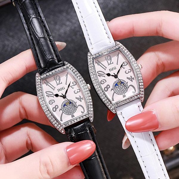 wristwatches belt ladies watch water diamond silver case digital trend female quartz student, Slivery;brown
wristwatches belt ladies watch water diamond silver case digital trend female quartz student, Slivery;brown