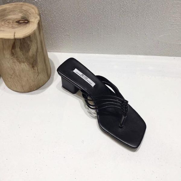 female shoes rubber flip flops ladies' slippers square heel women heels 2021 hawaiian block high flat soft summer slides fretwor, Black
female shoes rubber flip flops ladies' slippers square heel women heels 2021 hawaiian block high flat soft summer slides fretwor, Black