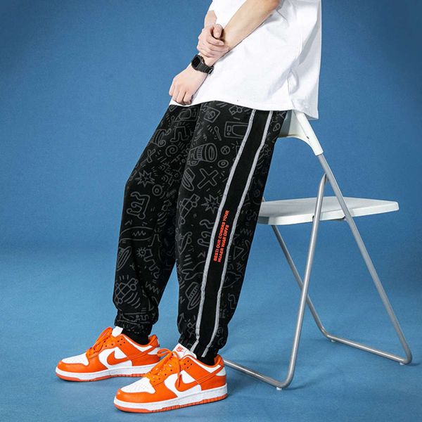 casual 2021 spring men's trend loose leggings sports pants for young students, Black
casual 2021 spring men's trend loose leggings sports pants for young students, Black