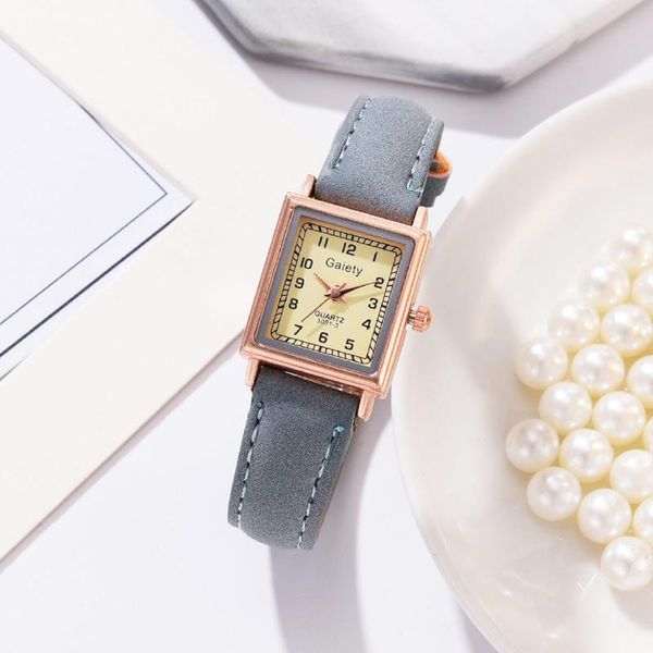 wristwatches women belt type watch luxury rose gold border watches ladies casual fashion stainless steel waterproof golden, Slivery;brown
wristwatches women belt type watch luxury rose gold border watches ladies casual fashion stainless steel waterproof golden, Slivery;brown