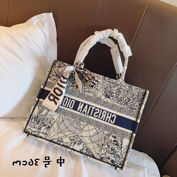designer bags handbag di 2021 casual and fashionable portable messenger bag luxurious
designer bags handbag di 2021 casual and fashionable portable messenger bag luxurious