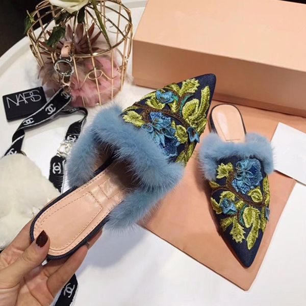 slippers 2021 arrival outside women flats fashion fur embroidery pointed toe slip on flats&loafers zapatos de mujer, Black
slippers 2021 arrival outside women flats fashion fur embroidery pointed toe slip on flats&loafers zapatos de mujer, Black