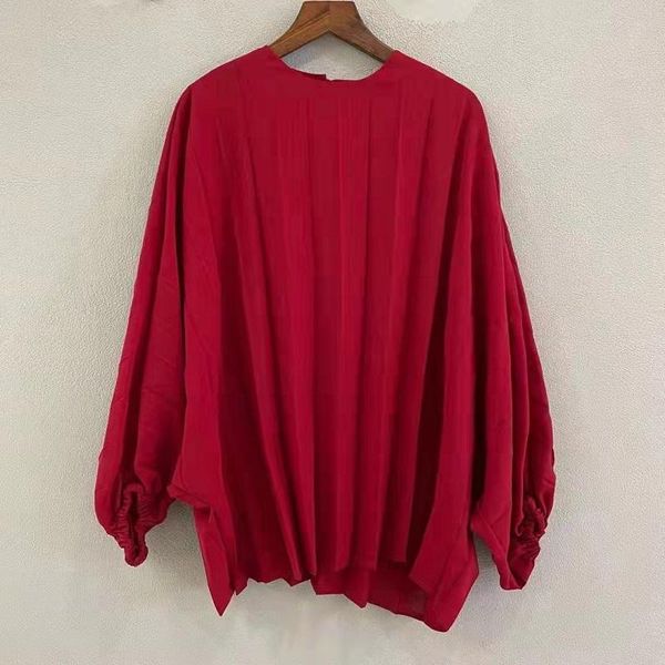 women's blouses & shirts korean fashion 2021 autumn winter women batwing sleeve casual loose ladies pleated blouse red, White
women's blouses & shirts korean fashion 2021 autumn winter women batwing sleeve casual loose ladies pleated blouse red, White