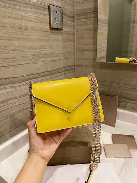 bucket bag lady messenger portable nylon high-quality embroidered leather chain luxury atmosphere western-style retro coin purse wallet wais
bucket bag lady messenger portable nylon high-quality embroidered leather chain luxury atmosphere western-style retro coin purse wallet wais