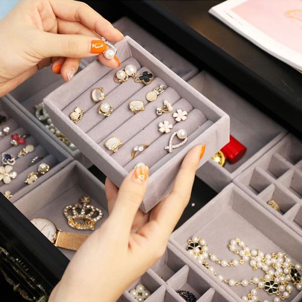 jewelry pouches, bags velvet ring earrings storage organizer display stand holder tray gift necklace showcase plate fashion box case, Pink;blue
jewelry pouches, bags velvet ring earrings storage organizer display stand holder tray gift necklace showcase plate fashion box case, Pink;blue