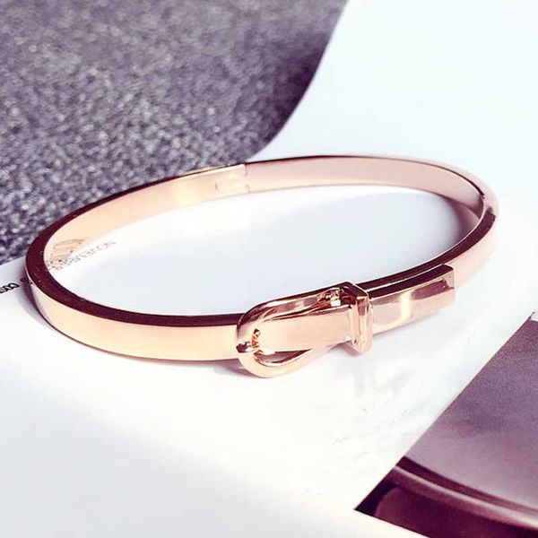 fashion expandable wire open bangle bracelet manchette women girls love belt cuff bracelets snap button stainless steel jewelry q0719, Black
fashion expandable wire open bangle bracelet manchette women girls love belt cuff bracelets snap button stainless steel jewelry q0719, Black