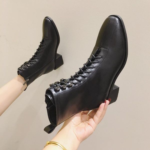 boots high-heeled short women's thick heel 2021 autumn and winter fashion all-match lace-up rivet, Black
boots high-heeled short women's thick heel 2021 autumn and winter fashion all-match lace-up rivet, Black