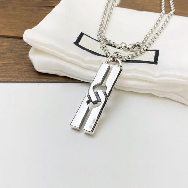 new high quatity double g copper pendant necklace designer yakin couple necklace luxury jewelry pendant necklace and original box, Silver
new high quatity double g copper pendant necklace designer yakin couple necklace luxury jewelry pendant necklace and original box, Silver