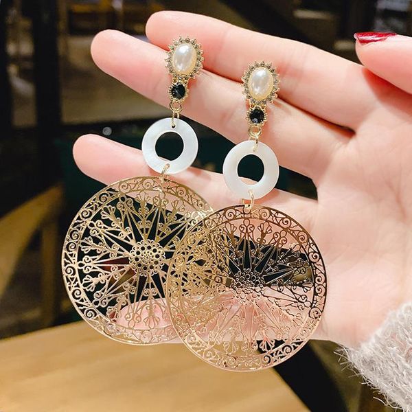 stud exaggerated fashion big earrings trendy small fragrance female long temperament simple hollow circle, Golden;silver
stud exaggerated fashion big earrings trendy small fragrance female long temperament simple hollow circle, Golden;silver