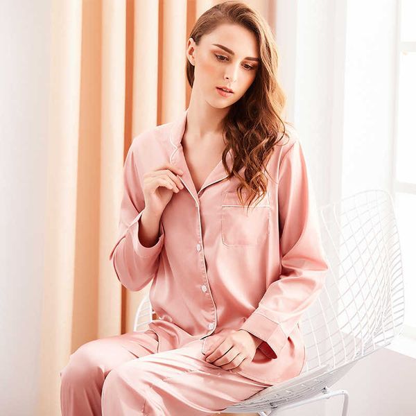 women's sleepwear wind ice silk morning gown spring and autumn cardigan long sleeve pajamas home suit, Black;red
women's sleepwear wind ice silk morning gown spring and autumn cardigan long sleeve pajamas home suit, Black;red