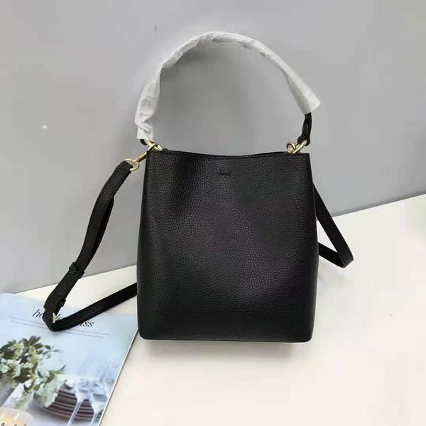 women luxurys designers bags 2021 crossbody bag handbag designer handbags zhouzhoubao123 purse wallet koujia cowhide hand shoulder straddle
women luxurys designers bags 2021 crossbody bag handbag designer handbags zhouzhoubao123 purse wallet koujia cowhide hand shoulder straddle