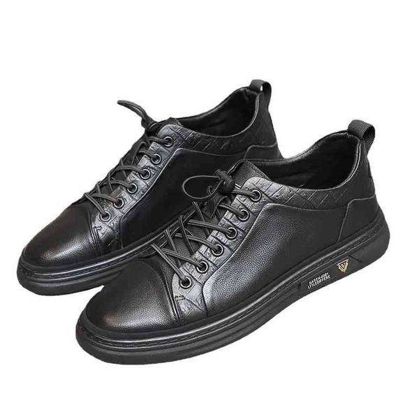 first layer cowhide 2021 spring and autumn casual leather sho men's sports fashion versatile black board
first layer cowhide 2021 spring and autumn casual leather sho men's sports fashion versatile black board