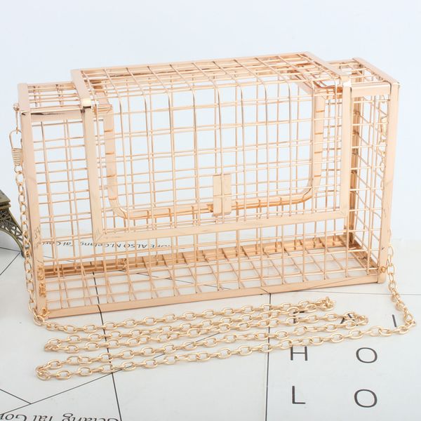pink sugao crystal luxury evening bag fashion shoulder bag metal hollowing purse women chain wedding day clutch bag
pink sugao crystal luxury evening bag fashion shoulder bag metal hollowing purse women chain wedding day clutch bag