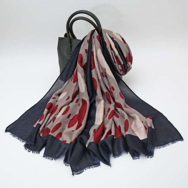 scarf women's winter fashion warm satin print shawl street pat trendy neck, Blue;black
scarf women's winter fashion warm satin print shawl street pat trendy neck, Blue;black