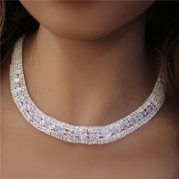 earrings & necklace luxury bride's exquisite zircon jewelry set fashion romantic wedding sparkling crystal earring wholesale and retail, Silver
earrings & necklace luxury bride's exquisite zircon jewelry set fashion romantic wedding sparkling crystal earring wholesale and retail, Silver