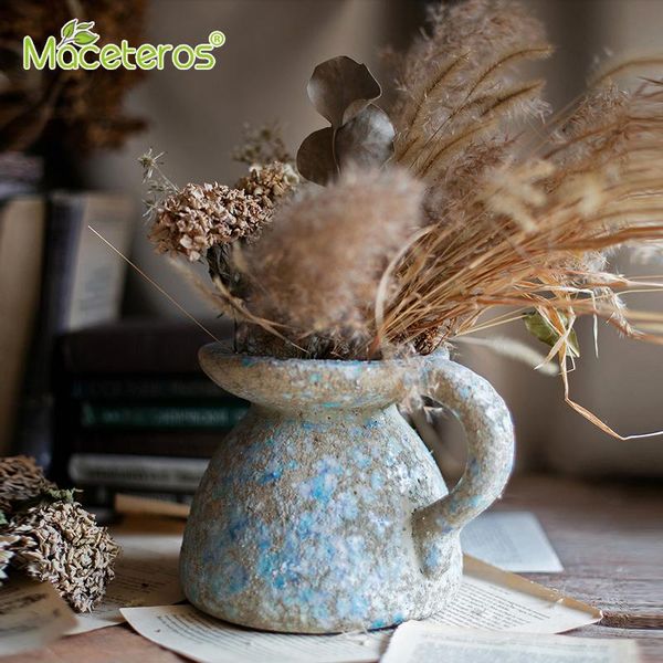 new modern handmade classical old flowerpot flower arrangement terracotta breathable stoneware pottery vase garden decoration
new modern handmade classical old flowerpot flower arrangement terracotta breathable stoneware pottery vase garden decoration