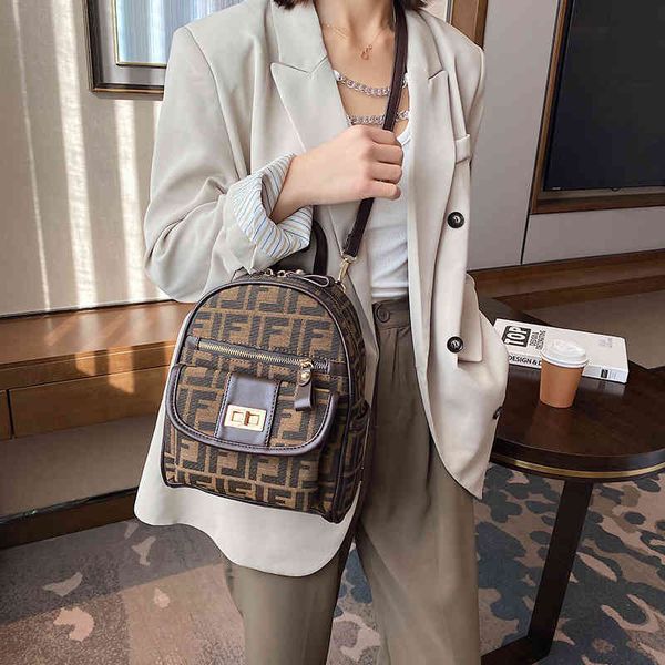 backpack women's new versatile leisure travel simple large capacity bag outlets
backpack women's new versatile leisure travel simple large capacity bag outlets