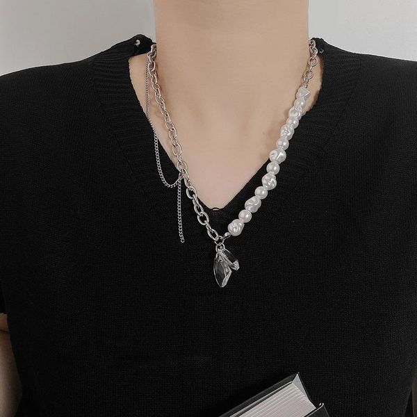 chokers allme punk asymmetric chunky chains necklaces for women irregular baroque pearls beads transparent arcylic choker necklace, Golden;silver
chokers allme punk asymmetric chunky chains necklaces for women irregular baroque pearls beads transparent arcylic choker necklace, Golden;silver