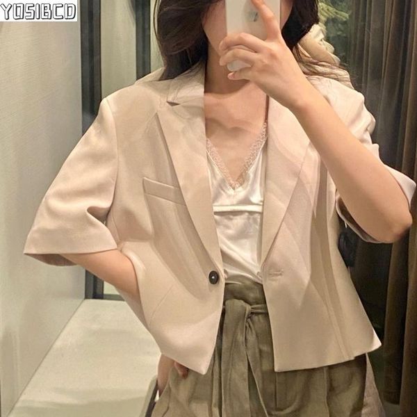 yosibcd women 2021 fashion single button cropped blazers coat vintage notched collar short sleeve female outerwear chic, White;black
yosibcd women 2021 fashion single button cropped blazers coat vintage notched collar short sleeve female outerwear chic, White;black