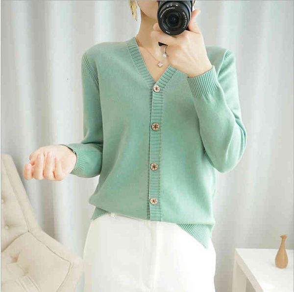 women's sweaters cardigan sweater gola v, knitted b88 srmi, White;black
women's sweaters cardigan sweater gola v, knitted b88 srmi, White;black