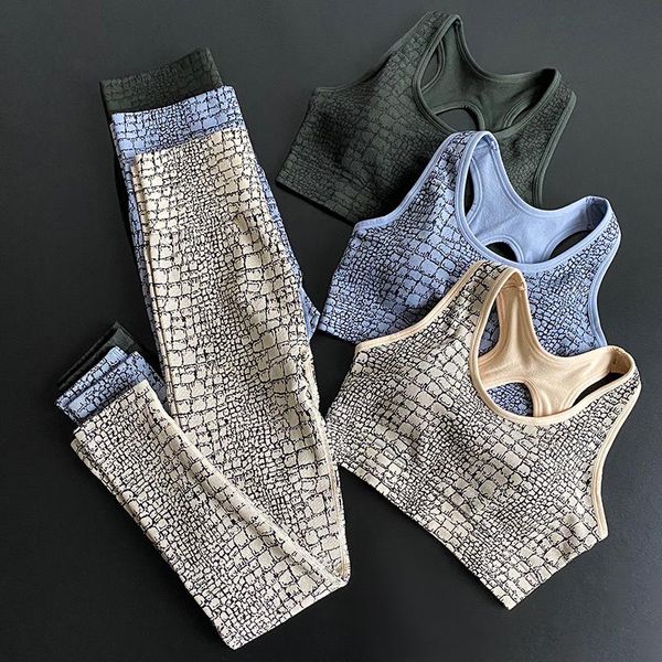 yoga outfit dropship set for women gym clothes sports bra+pants women's tracksuit 2 piece fitness clothing workout
yoga outfit dropship set for women gym clothes sports bra+pants women's tracksuit 2 piece fitness clothing workout