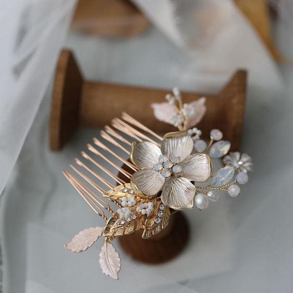 hair clips & barrettes bridal jewelry pearl crystal hairpins gold combs flower leaf headpieces for brides party dress wedding accessories, Golden;silver
hair clips & barrettes bridal jewelry pearl crystal hairpins gold combs flower leaf headpieces for brides party dress wedding accessories, Golden;silver