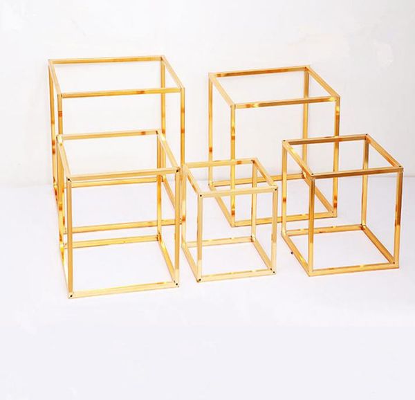 2021 display flower stand candle holder road lead table centerpieces metal gold stand pillar candlestick for wedding candelabra, White
2021 display flower stand candle holder road lead table centerpieces metal gold stand pillar candlestick for wedding candelabra, White