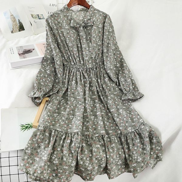 sweet green/blue/white print bow collar casual dress for women summer flare long sleeve a-line ruffle hem female vestidos 2021, Black;gray
sweet green/blue/white print bow collar casual dress for women summer flare long sleeve a-line ruffle hem female vestidos 2021, Black;gray