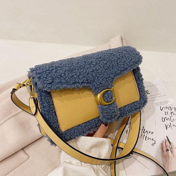 shoulder bags ladies messenger bag plush sequin pu2021 brand interior layered luxury design girl party handbag
shoulder bags ladies messenger bag plush sequin pu2021 brand interior layered luxury design girl party handbag
