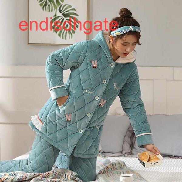 three-layer cotton cashmere pajamas thickened women's winter new warm cardigan extended version home suit, Black;white
three-layer cotton cashmere pajamas thickened women's winter new warm cardigan extended version home suit, Black;white
