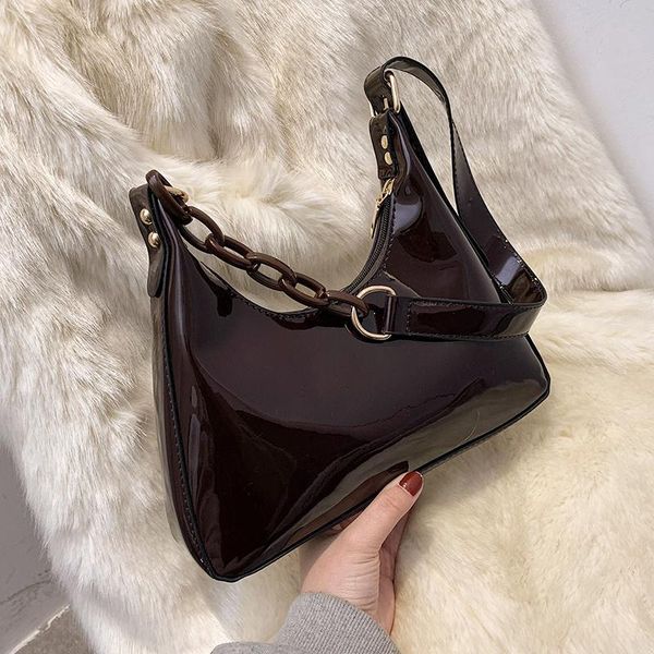 shoulder bags half moon patent leather bag for women 2021 simple trendy luxury solid color handbags female travel
shoulder bags half moon patent leather bag for women 2021 simple trendy luxury solid color handbags female travel