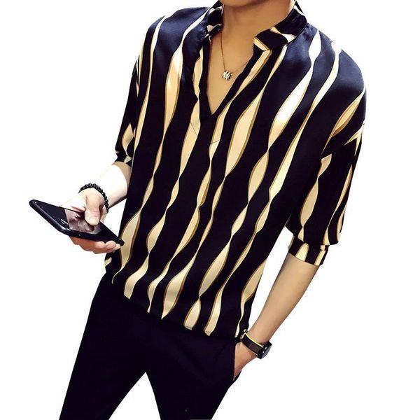men's casual shirts summer loose stripes half sleeve shirt korean version v - neck cuff handsome middle, White;black
men's casual shirts summer loose stripes half sleeve shirt korean version v - neck cuff handsome middle, White;black