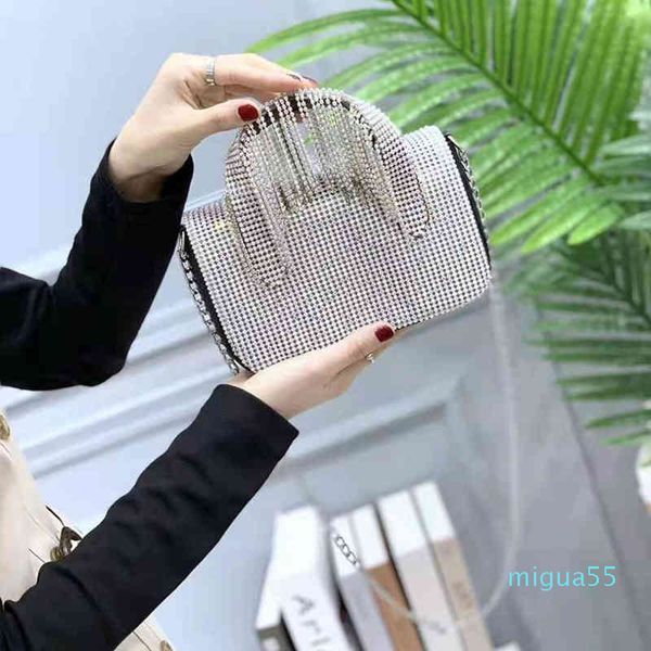 fashion bag tote woman diamond inlaid boston handbag luxury personality all-match crossbody shoulder
fashion bag tote woman diamond inlaid boston handbag luxury personality all-match crossbody shoulder