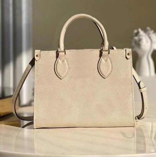 new handbag luxury retro 3a classic brand 25cm black shopping bag leather large capacity handbag lady shoulder bag
new handbag luxury retro 3a classic brand 25cm black shopping bag leather large capacity handbag lady shoulder bag