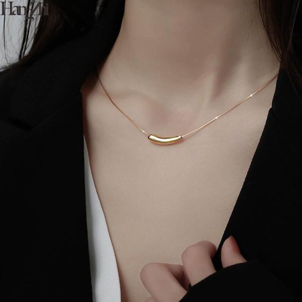 hangzhi 2021 new minimalist trendy glossy gold silver color metal eggplant beans pendant snake chain necklaces for women jewelry, Golden;silver
hangzhi 2021 new minimalist trendy glossy gold silver color metal eggplant beans pendant snake chain necklaces for women jewelry, Golden;silver