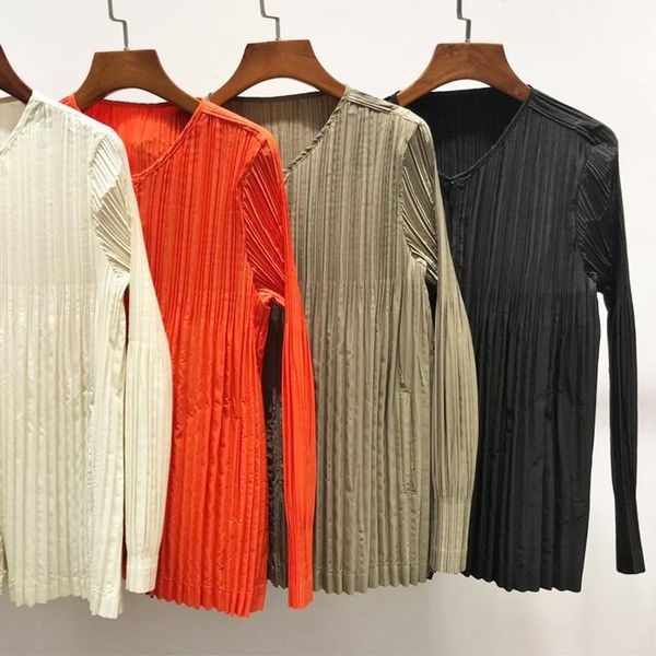 women's jackets 2021 spring autumn miyake pleated zipper outwears round neck long sleeves plus size clothes for female 45-75kg, Black;brown
women's jackets 2021 spring autumn miyake pleated zipper outwears round neck long sleeves plus size clothes for female 45-75kg, Black;brown